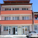 колев 2 Къща за гости 3*