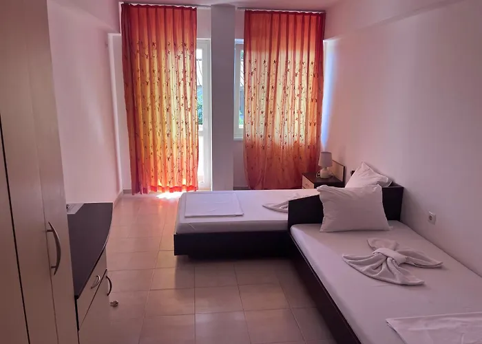 Kolev 2 3* סאני ביץ'